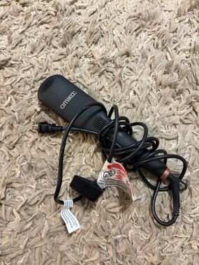 Amika straightening brush